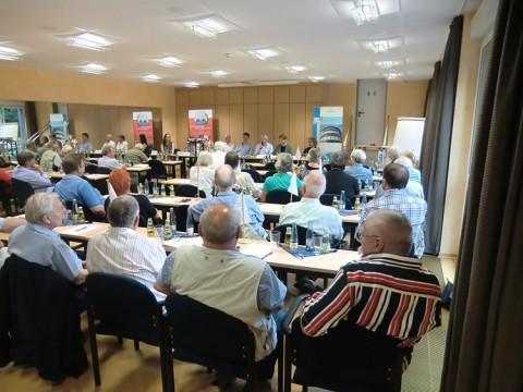 Die Vertreterversammlung 2016. Heute gibt es bei der HARABAU 94 Mitgliedervertreter*innen in 13 Wahlbezirken.