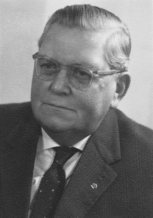  Carl Broschinski war Gründer des Schafferkreises und der HARABAU und von 1947-1966 Aufsichtsratsvorsitzender der HARABAU.